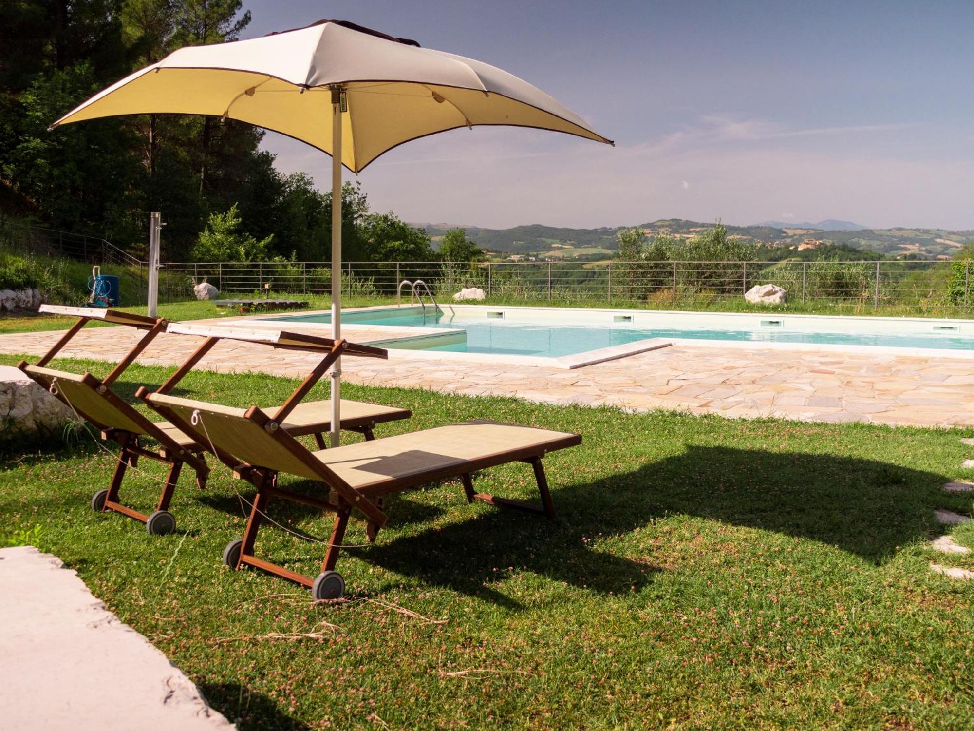 Lacelletta Country House Urbino Bagian luar foto